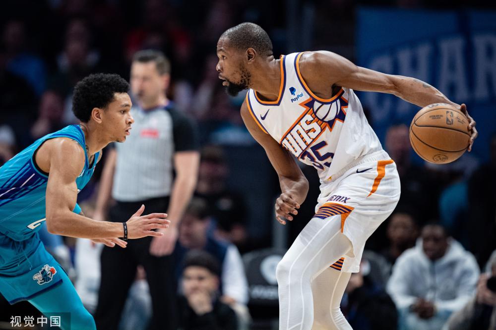 在他们的带 在他们的带